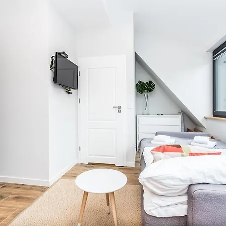 Rent Like - Koło Brzegu Iv&mini Apartment